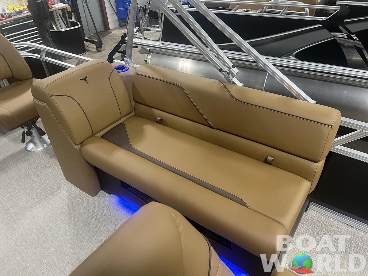2026 Tahoe Pontoons Sport 2385 Center Console Fish Tritoon