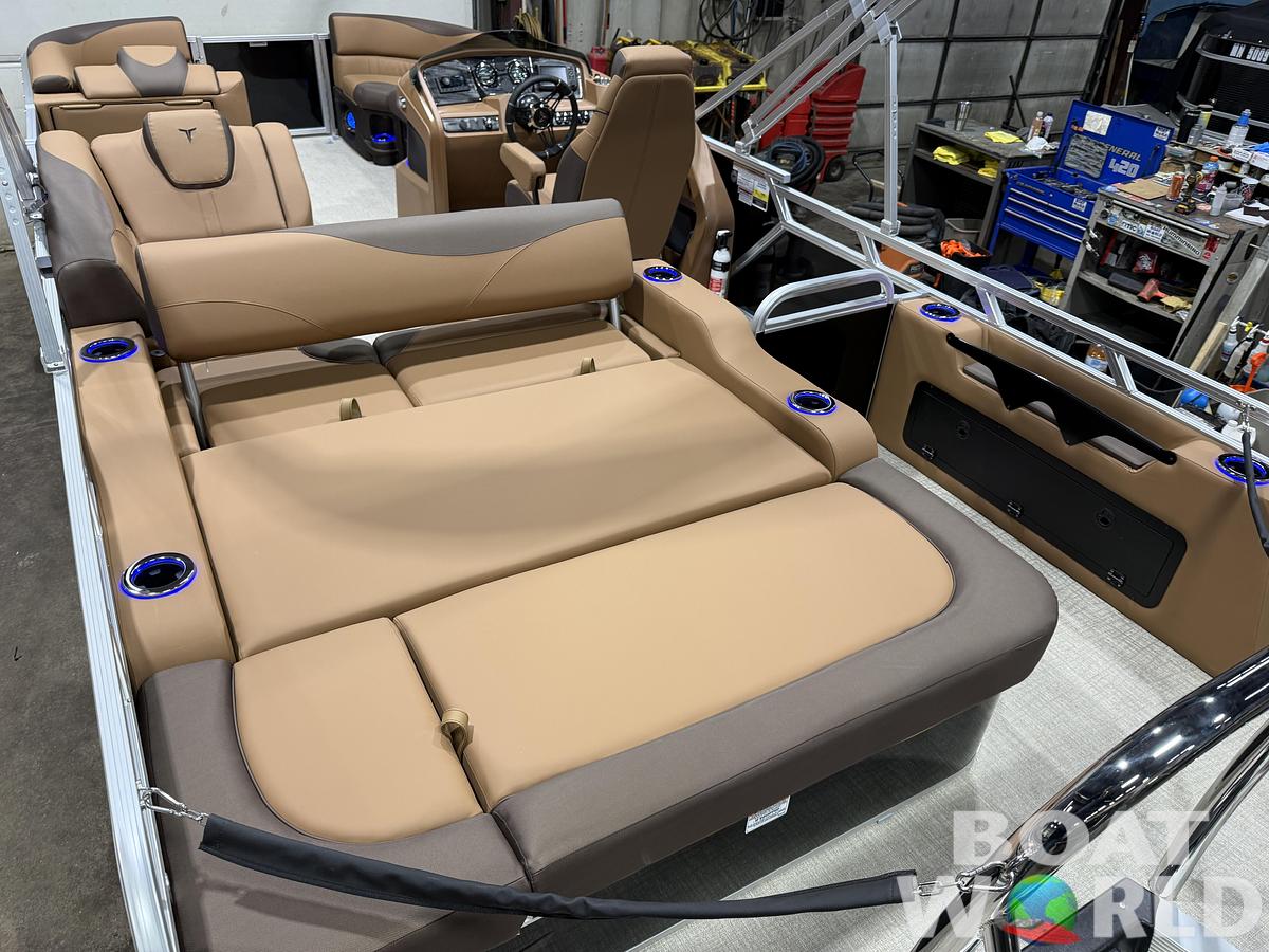 2026 Tahoe LTZ VRB Swingback Tritoon & Honda $51995