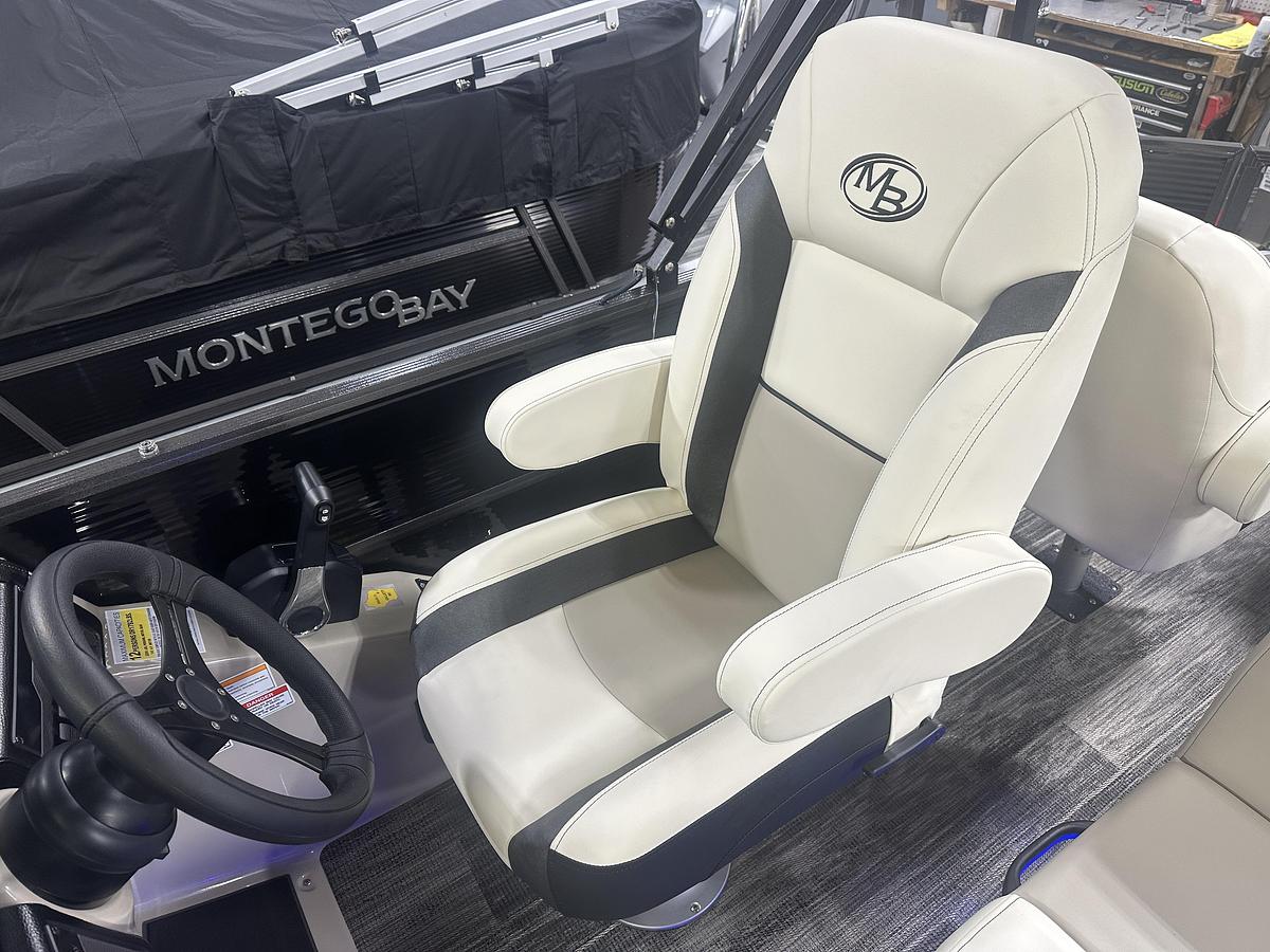 2025 Montego Bay 8522 Fish & Cruise Deluxe Pontoon & Honda 4-Stroke EFI