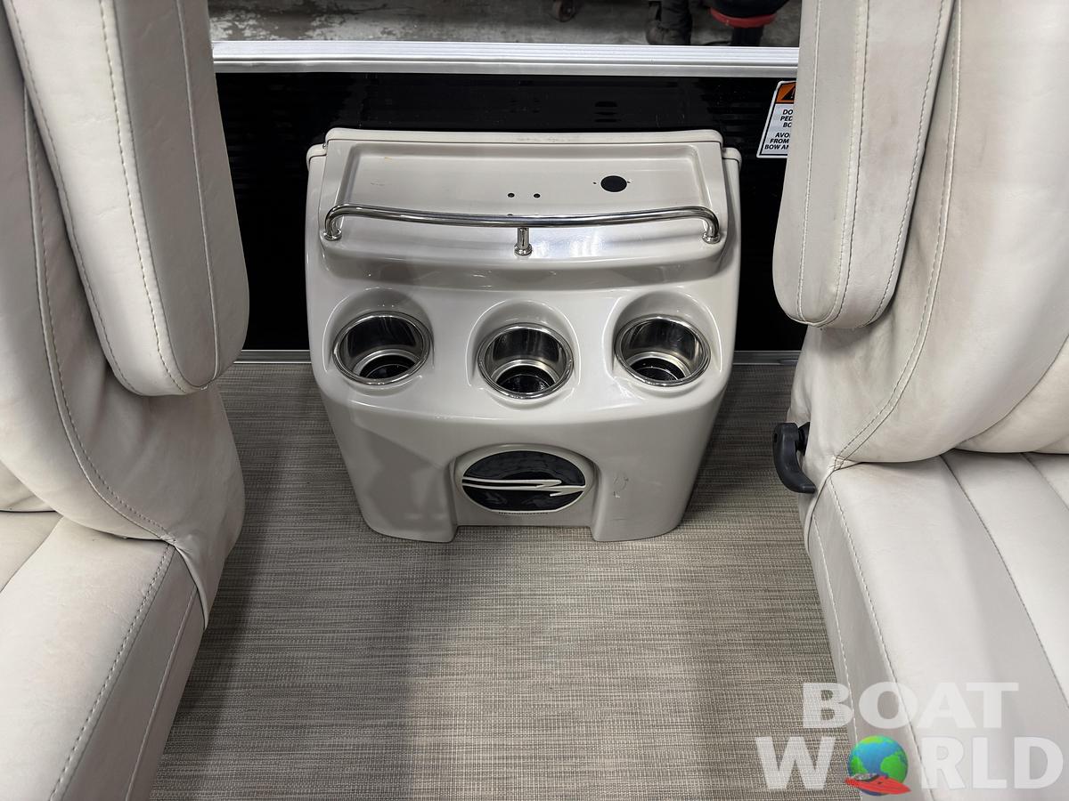 Used 2017 Bennington  22 SS Pontoon with 90HP Yamaha Fourstroke EFI