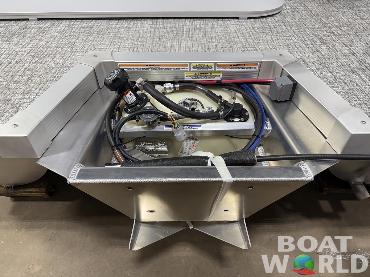 2025 Tahoe Pontoons LTZ 2385 Swingback (VRL) & Honda 4-Stroke EFI