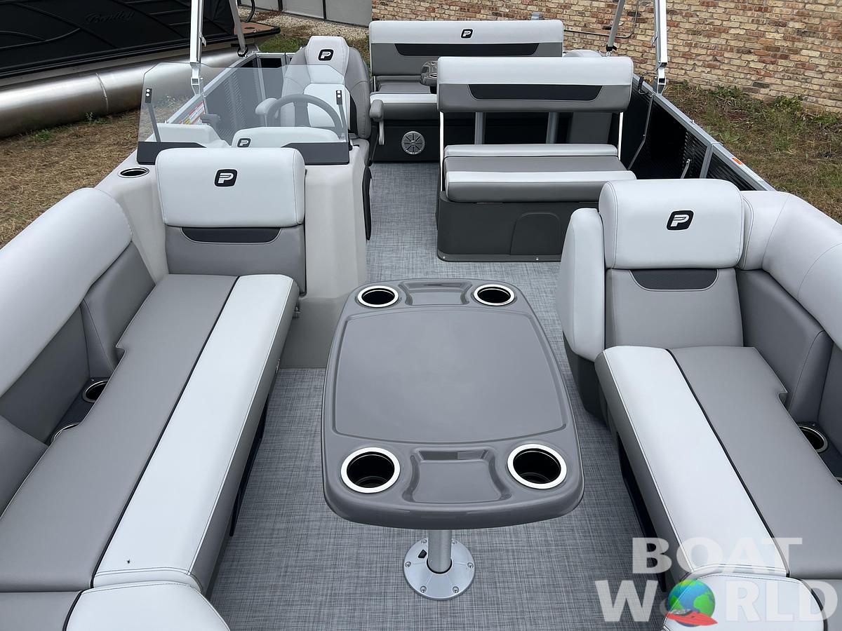 2026 Princecraft Vectra 23 RL Dinette Swingback Pontoon