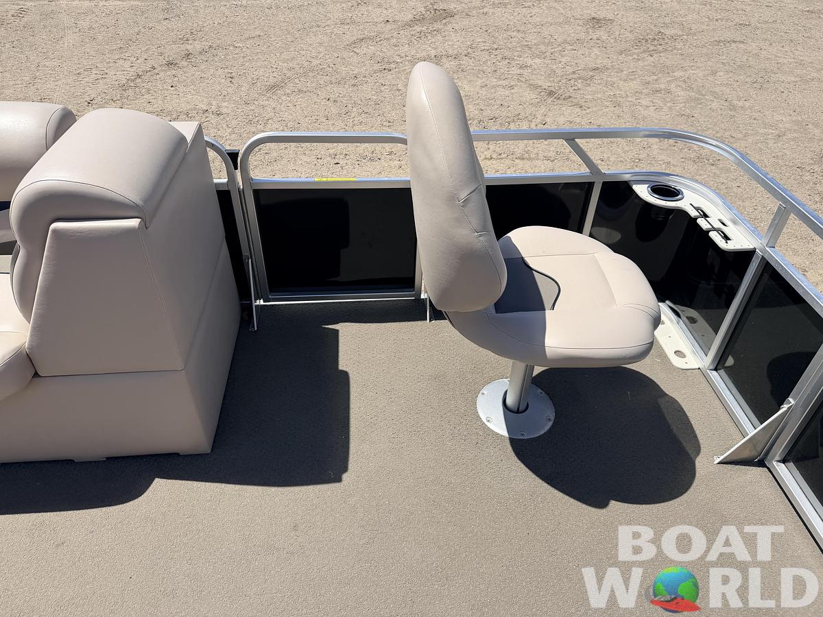 Used 2013 Qwest 7516 Adventure & 40HP Mercury 4Stroke - $16,995