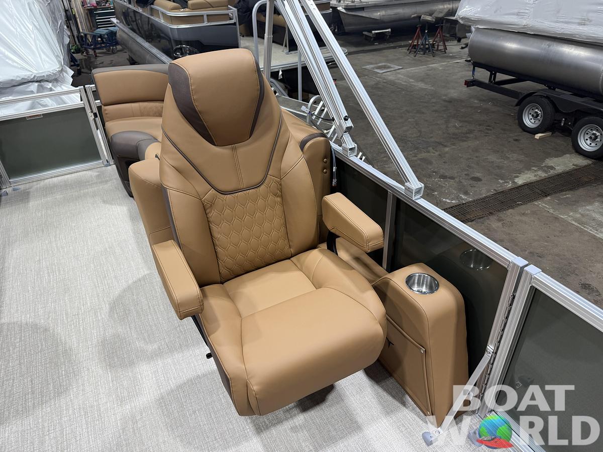 2026 Tahoe Pontoons LTZ 2385 Quad Lounge 