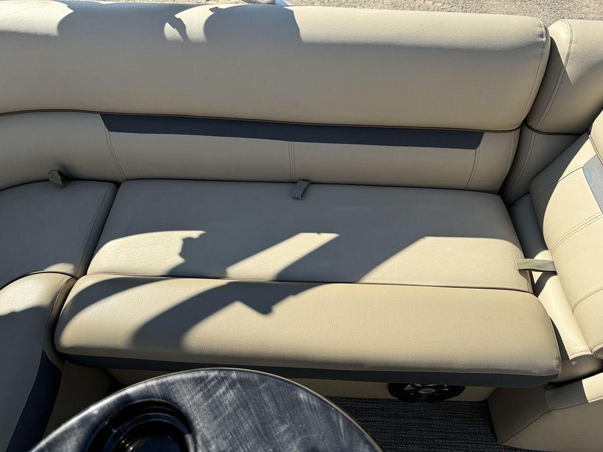 Used 2020 Sweetwater SW 2086 Cruise Pontoon with 70HP Yamaha 4-S EFI