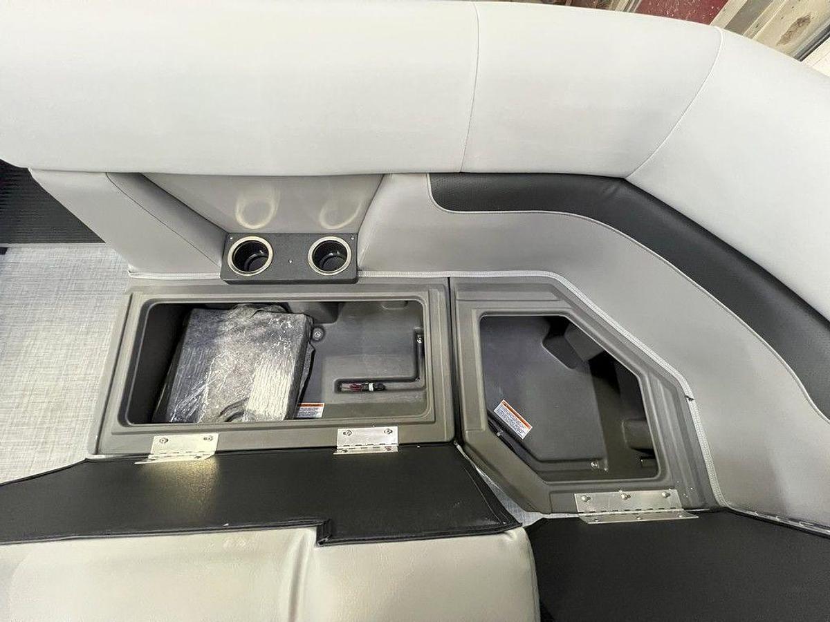 2025 Princecraft 21 Sportfisher 2RS Fish & Cruise Pontoon & Mercury 4-Stroke EFI