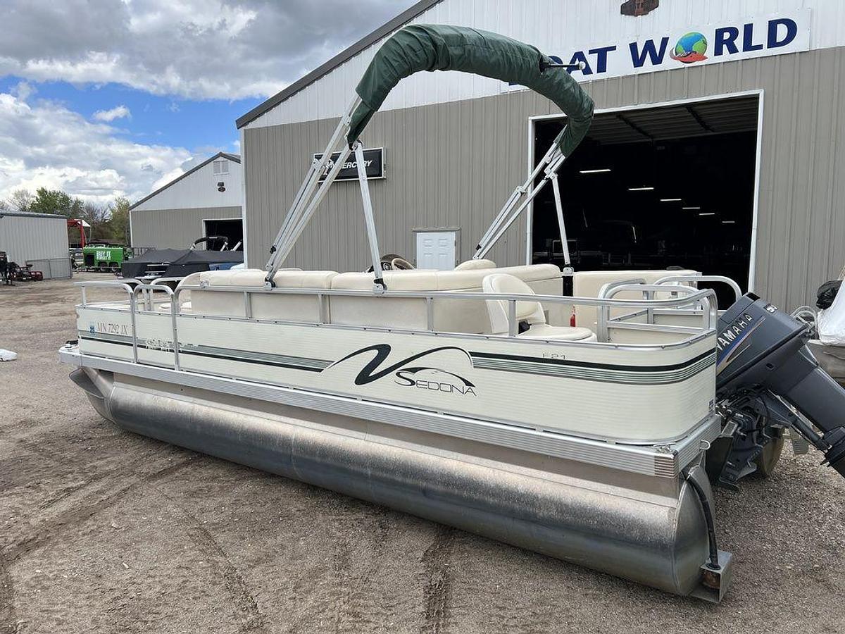 Used 2005 Bennington Sedona F21 Pontoon