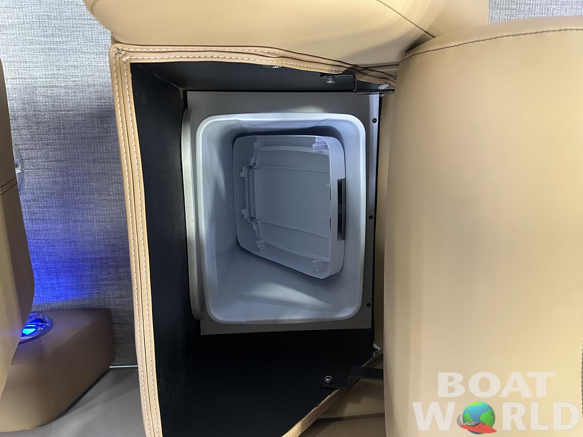 2025 Tahoe Pontoons Cascade 2385 Quad Lounge & Honda 4-Stroke EFI