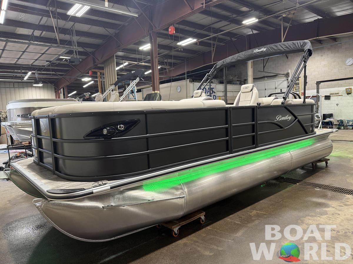 2027 Bentley Legacy 220 Navigator Quad Lounge Pontoon $42995