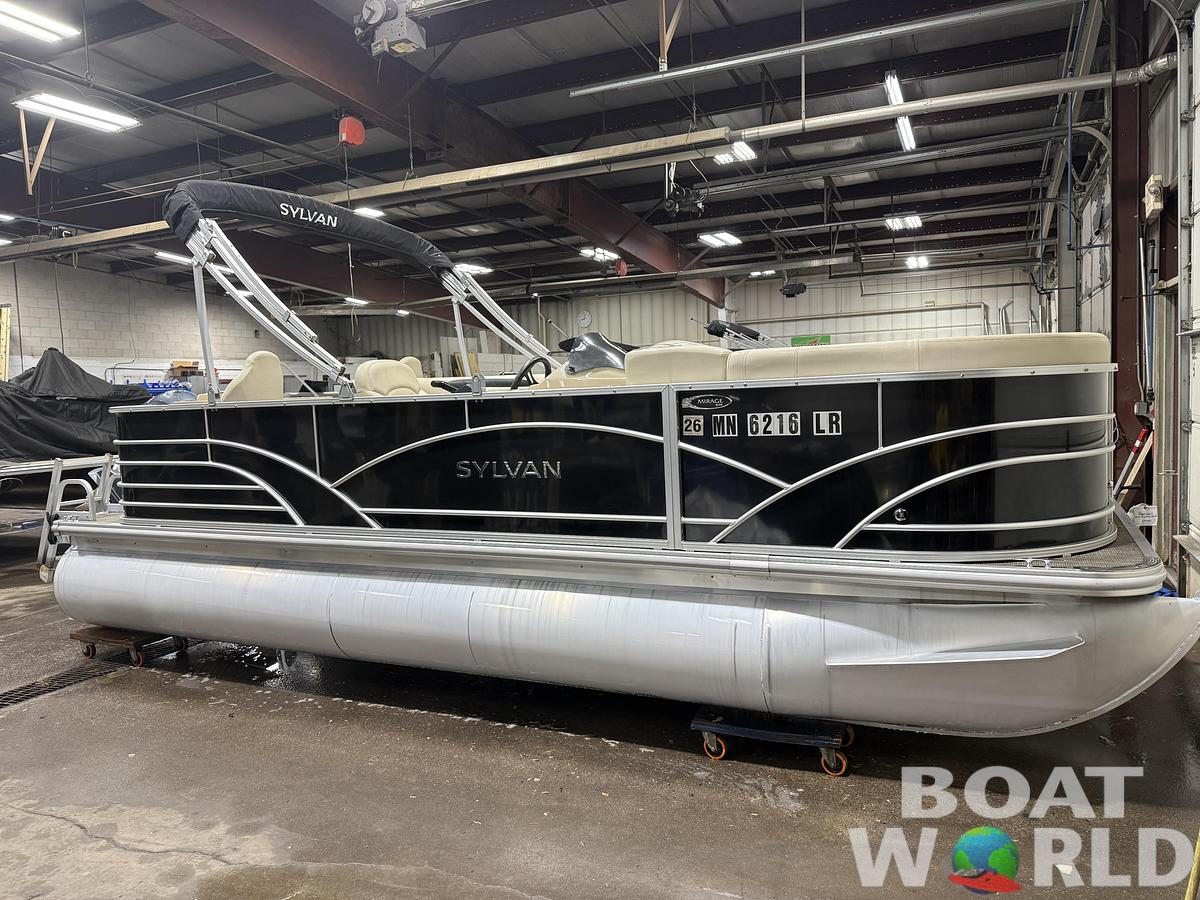 Used 2017 Sylvan 820 Fish & Cruise Pontoon