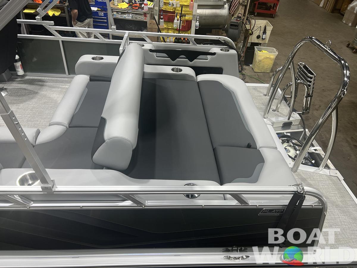 2026 Tahoe Pontoons Sport 2180 Swingback (VRB) 