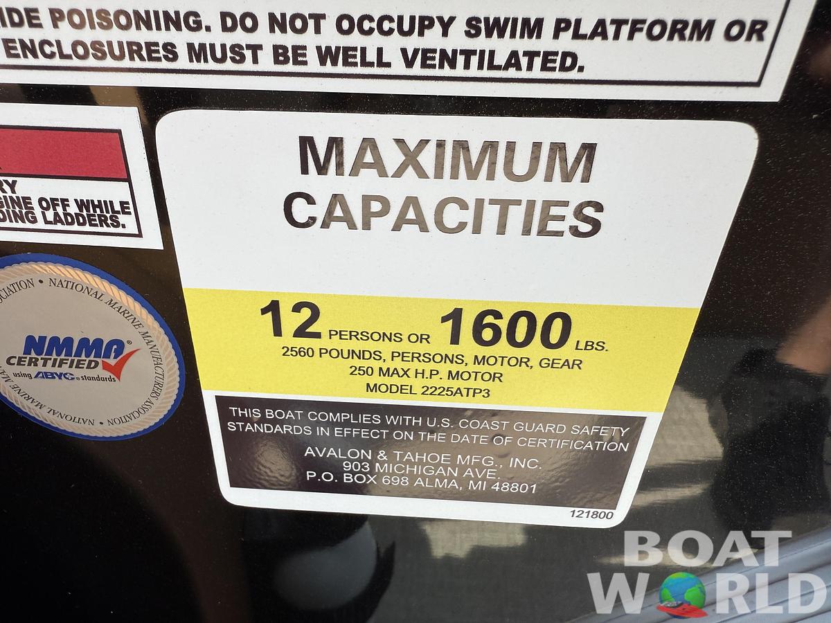 2025 Tahoe Pontoons LTZ 2385 Swingback (VRB) Tritoon & Honda 4-Stroke EFI