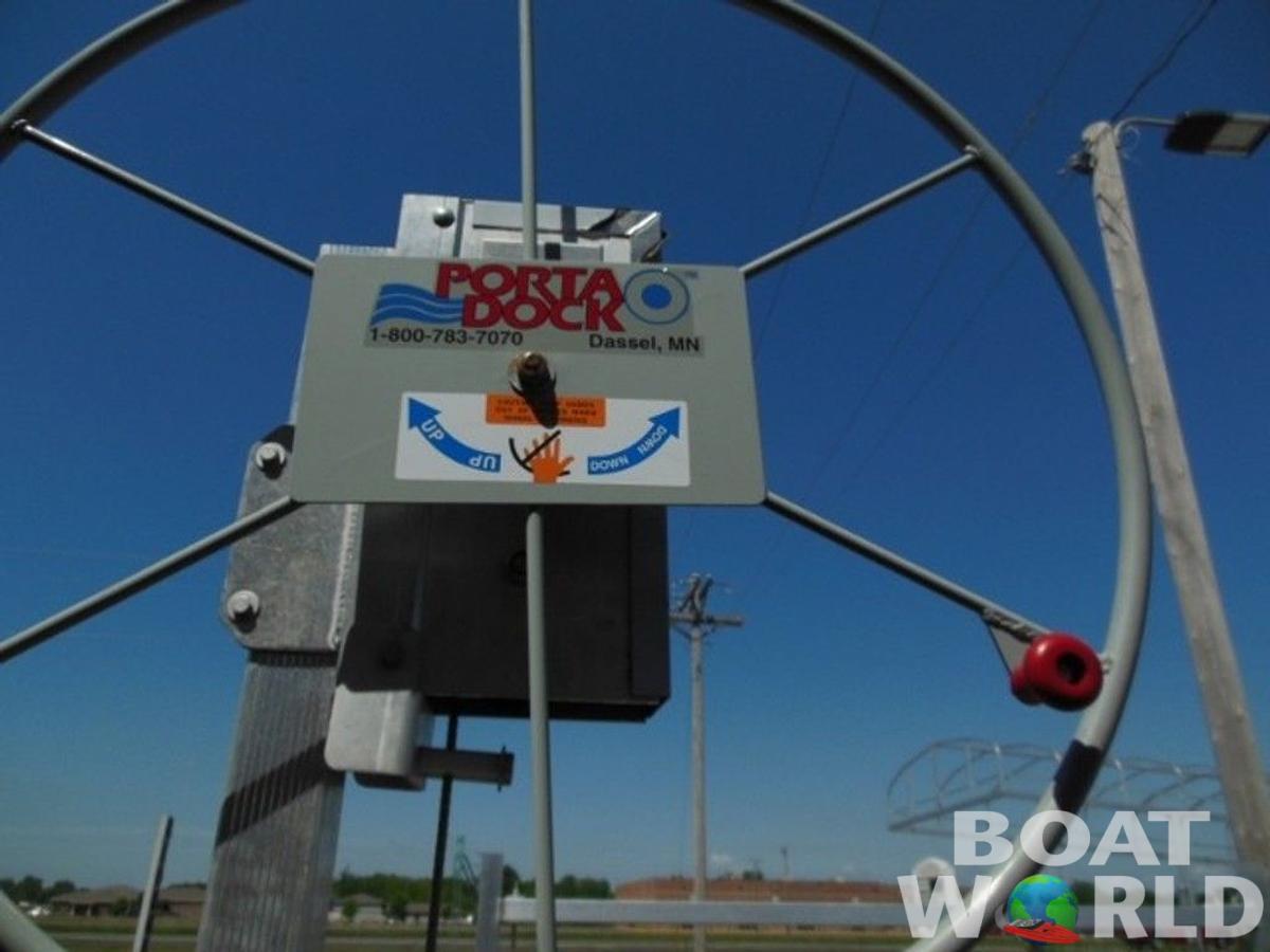 3000# Pontoon & Boat Lift 113" Wide w/24' Top *NEW*