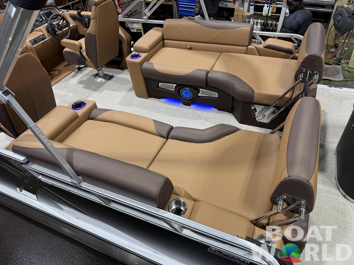2026 Tahoe Pontoons LTZ 2385 Quad Lounge Shift SS Tritoon 