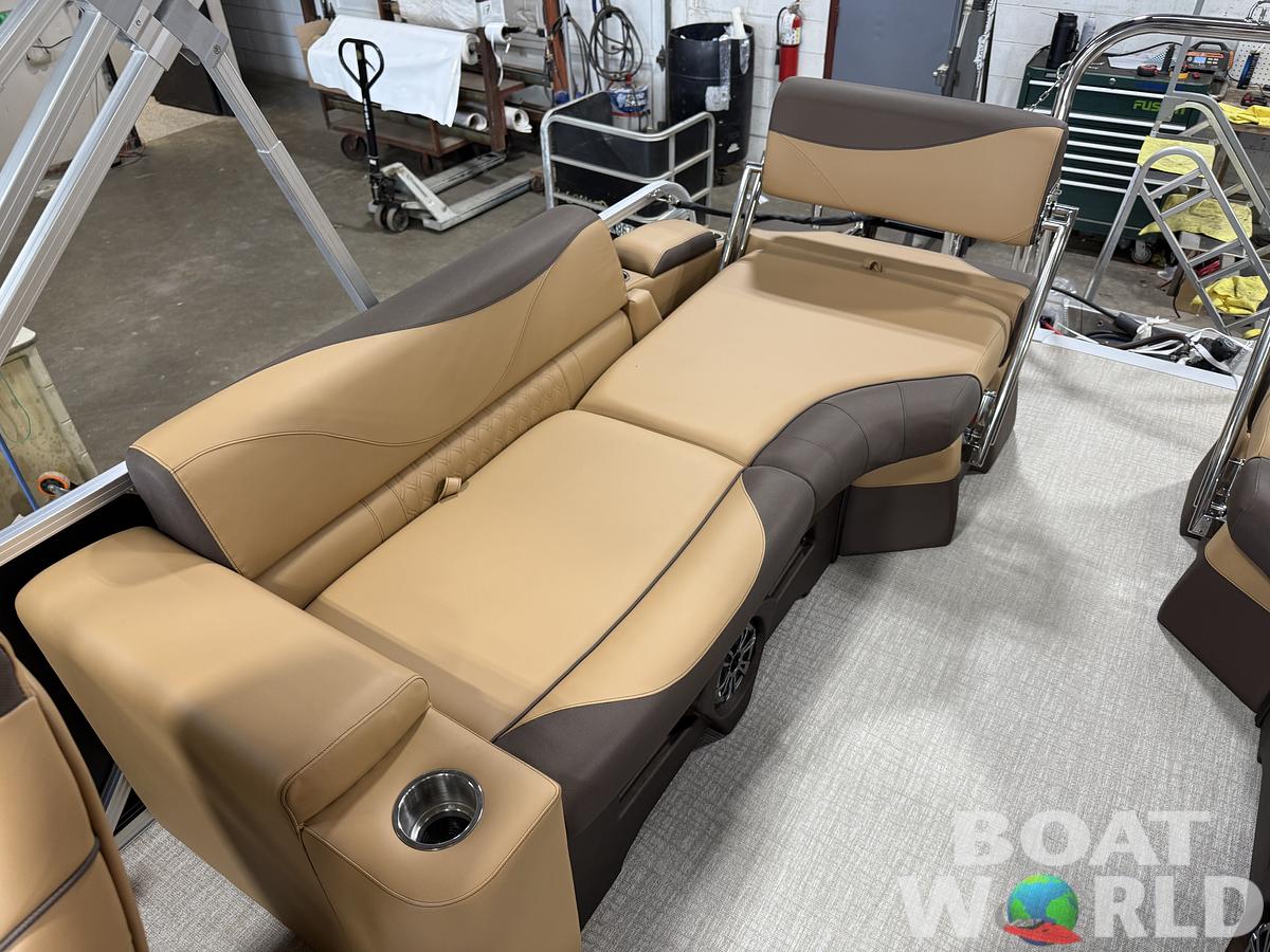 2025 Tahoe Pontoons LTZ 2385 Quad Lounge Shift Flip & Honda 4-Stroke EFI