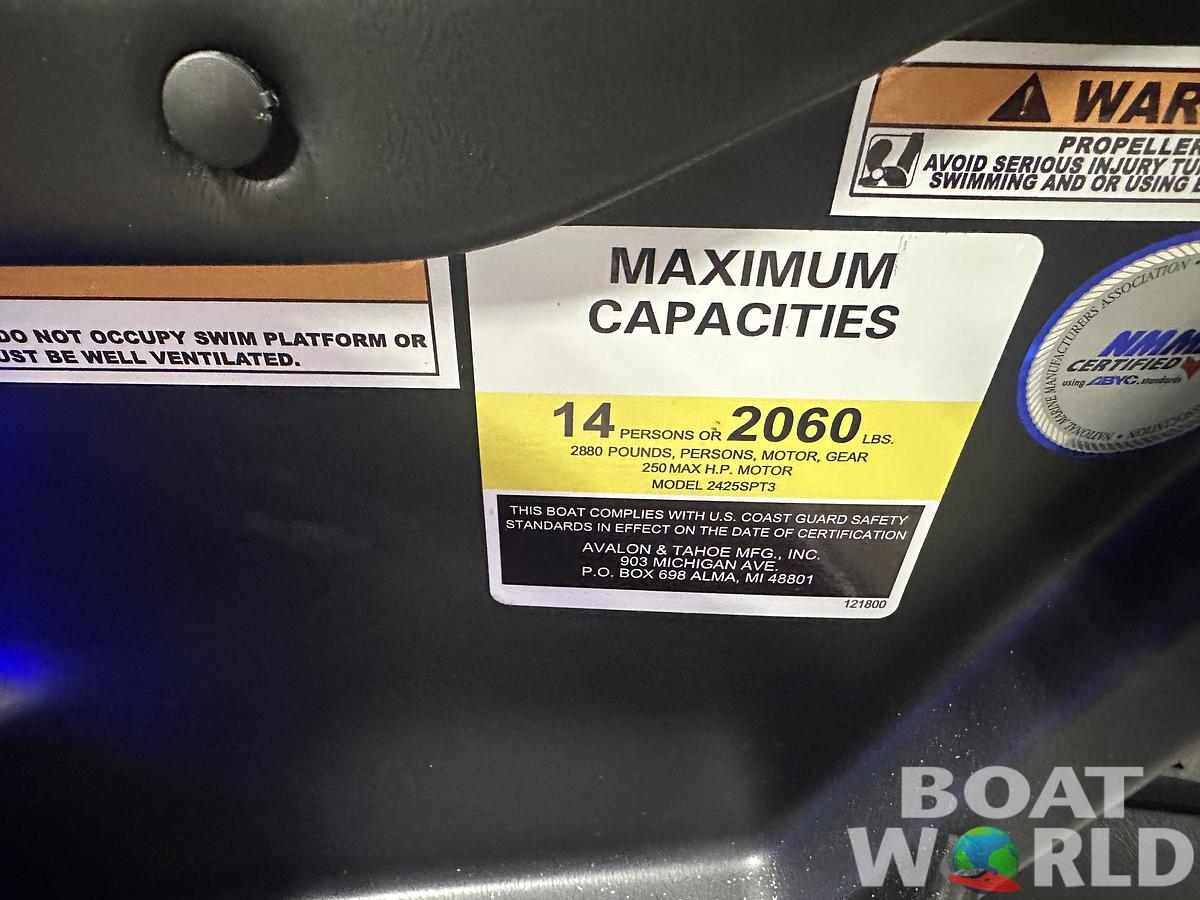 2025 Tahoe Pontoons Cascade 2385 Elite Cruise Tritoon & Honda 4-Stroke EFI