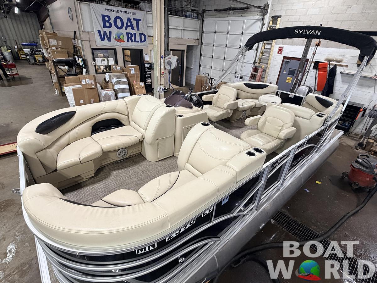 Used 2019 Sylvan MIrage 820 LZ Quad Lounge & 90HP Yamaha -$27,995