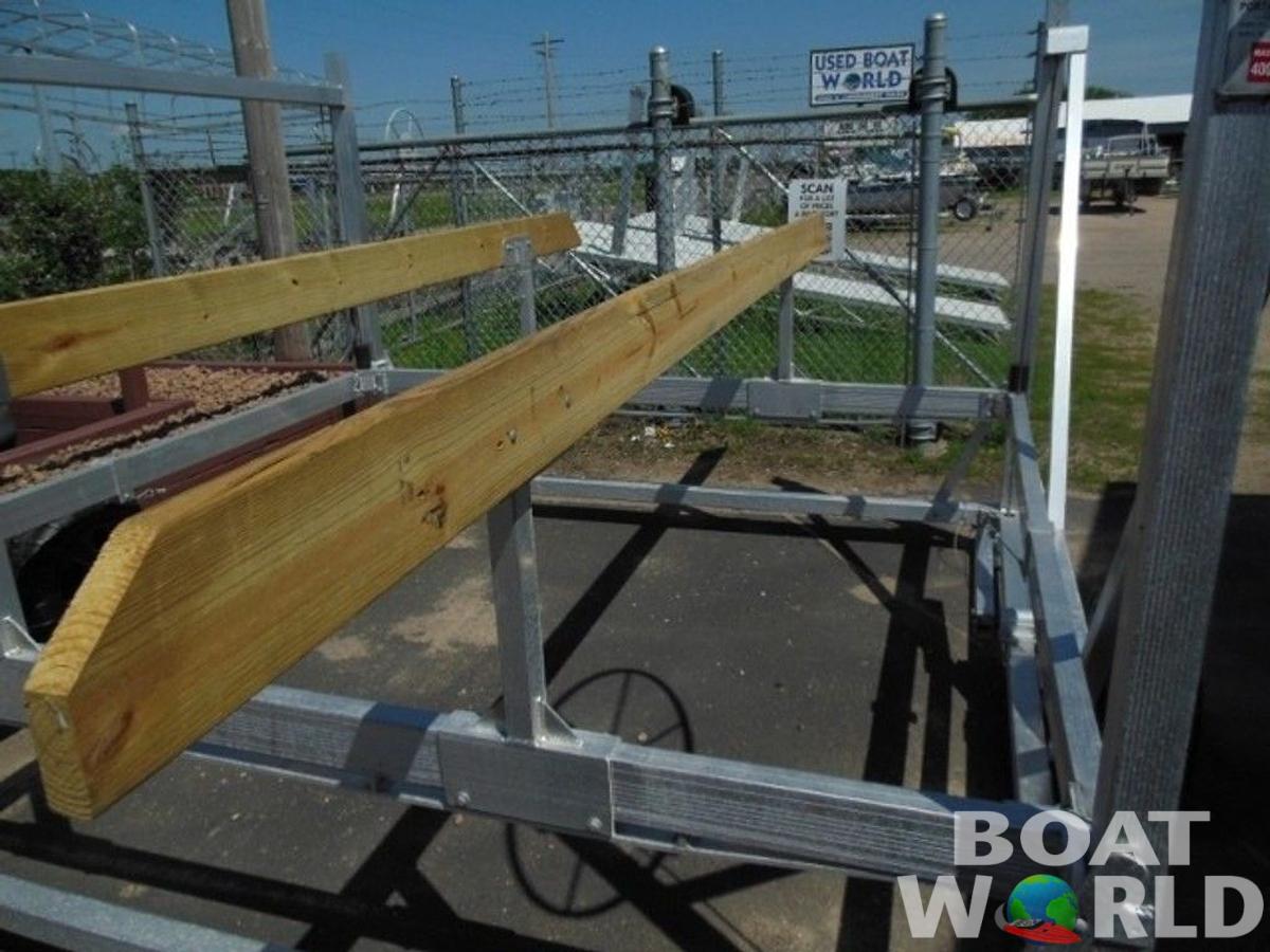 3000# Pontoon & Boat Lift 113" wide * NEW*