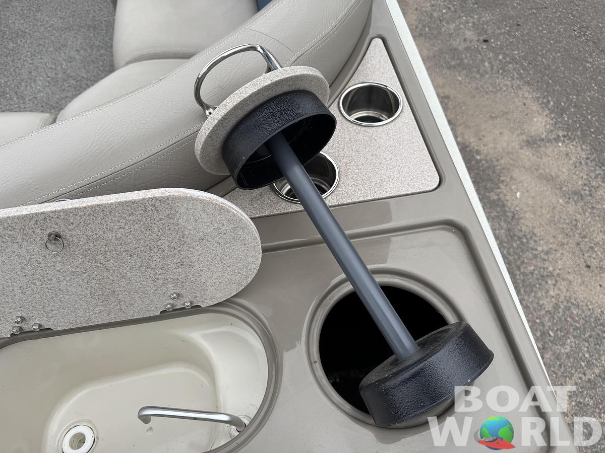 Used 2013 Premier 250 Intrigue Pontoon with 140HP Suzuki Fourstroke EFI