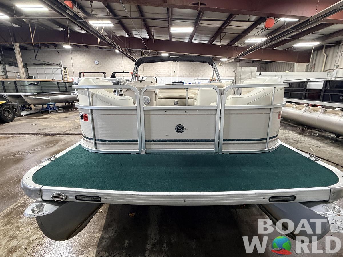 Used 2004 Premier 210 SunSation & 60HP Yamaha 4Stroke - $12,995