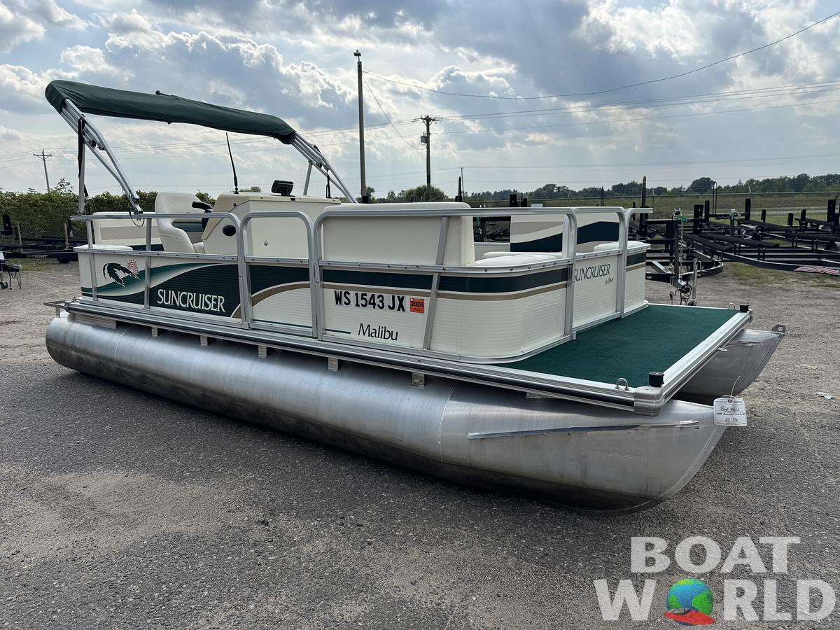 Used 1999 Lowe Suncruiser Malibu 180