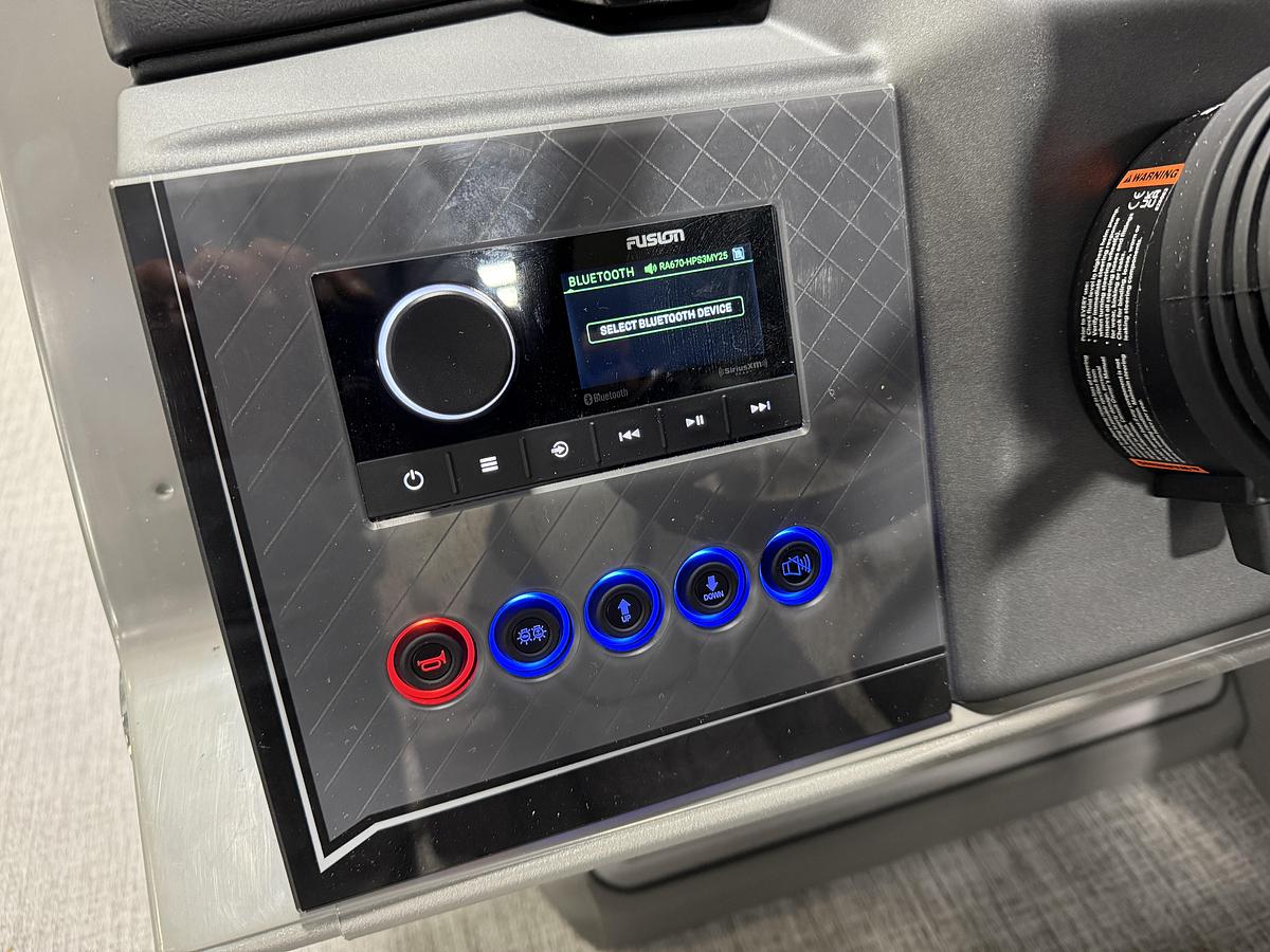 2025 Tahoe Pontoons Cascade 2385 Quad Lounge Shift SS Tritoon & Honda 225HP Outboard