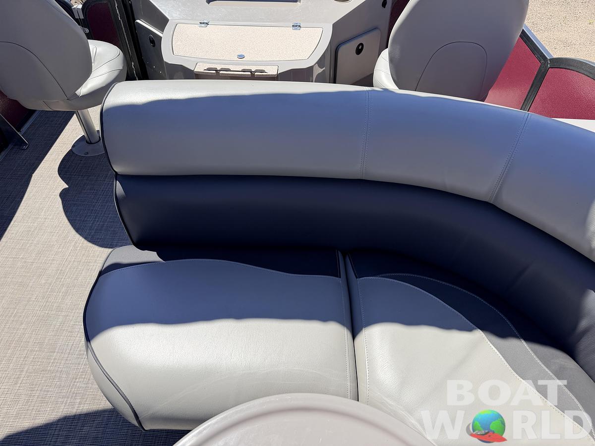 Used 2016 Premier 220 Explorer