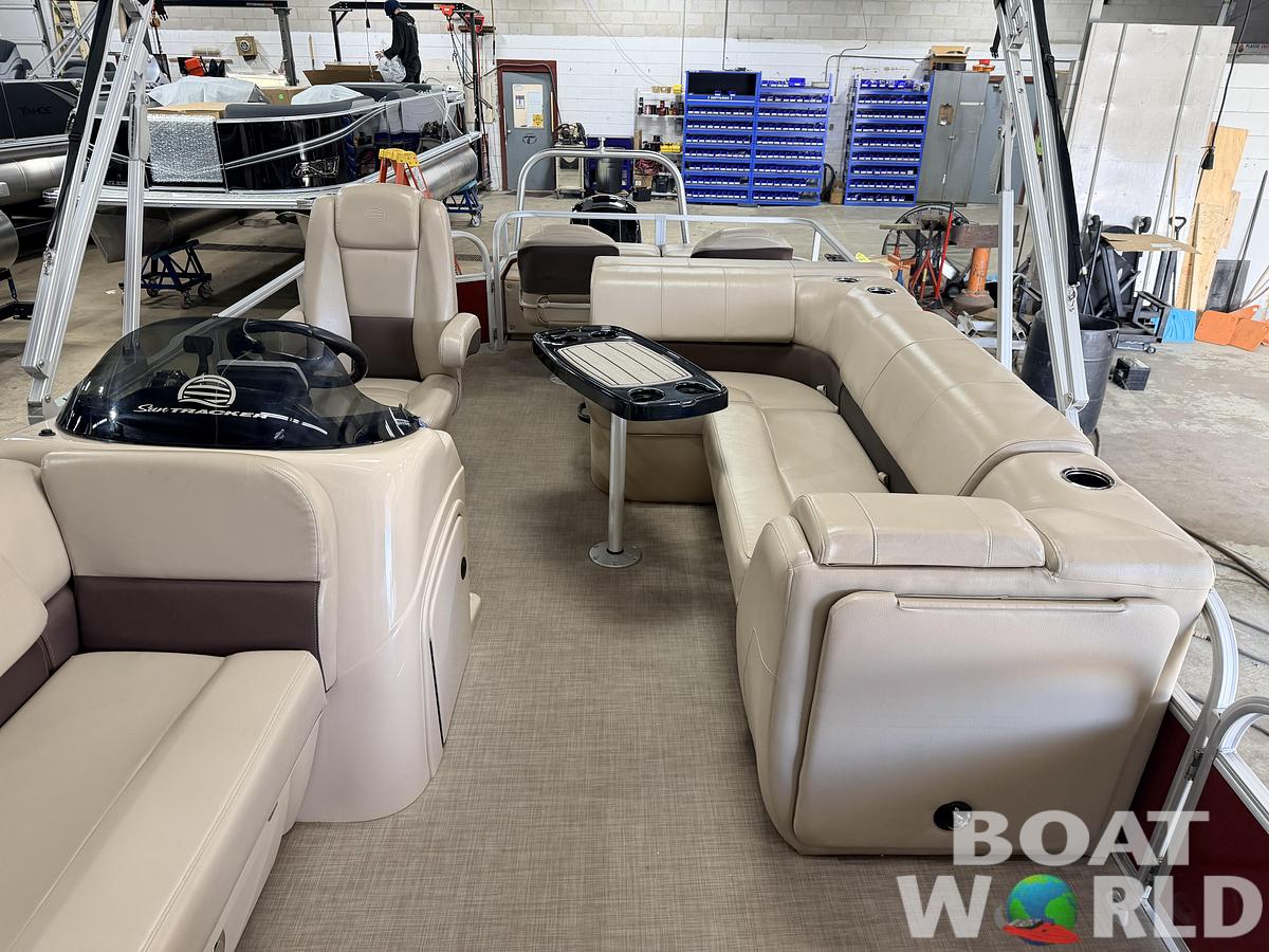 Used 2019 Sun Tracker  Fishin Barge 22 DLX XP3 Tritoon & 150HP Mercury 4Stroke - $39,995