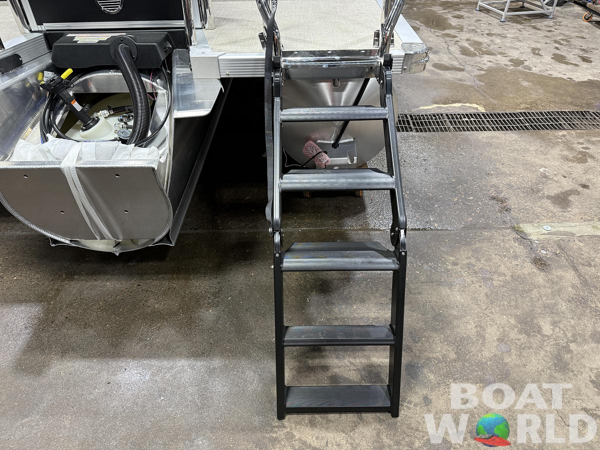 2026 Tahoe Pontoons LTZ 2385 Quad Lounge Tritoon