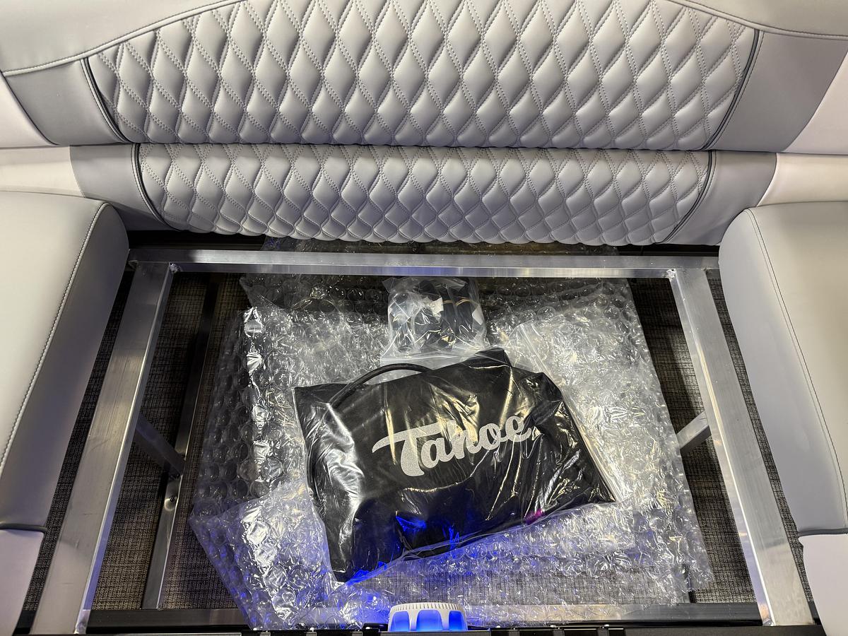 2025 Tahoe Pontoons Cascade 2385 Quad Lounge Shift Tritoon & 225HP 4-Stroke