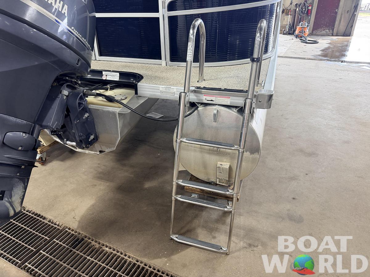 Used 2016 Weeres 220 Legacy & 90HP Yamaha 4Stroke -$19,995