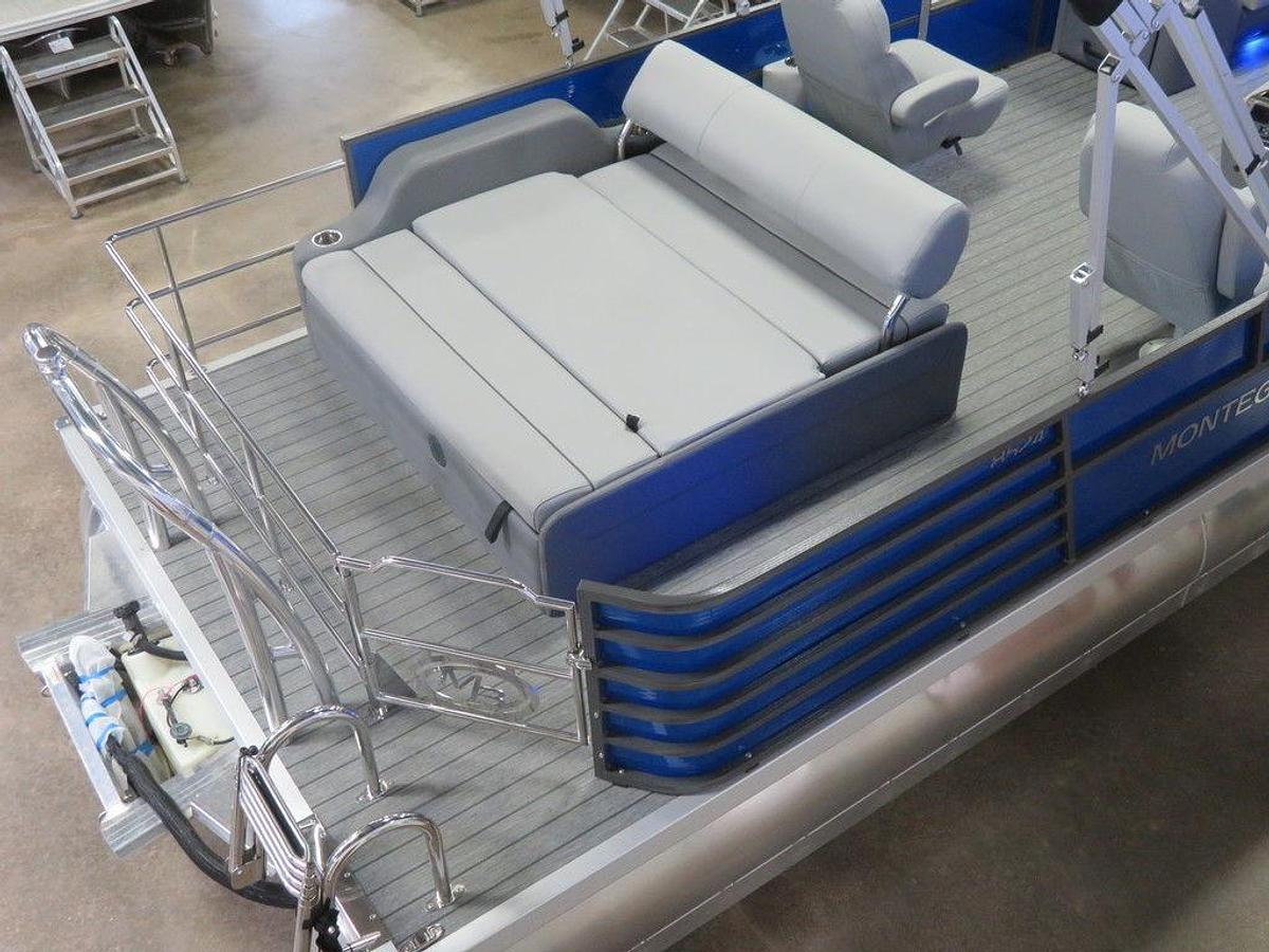 2023 Montego Bay ST8524 Swingback Tritoon Deluxe Pontoon & Honda 200HP 4-Stroke EFI