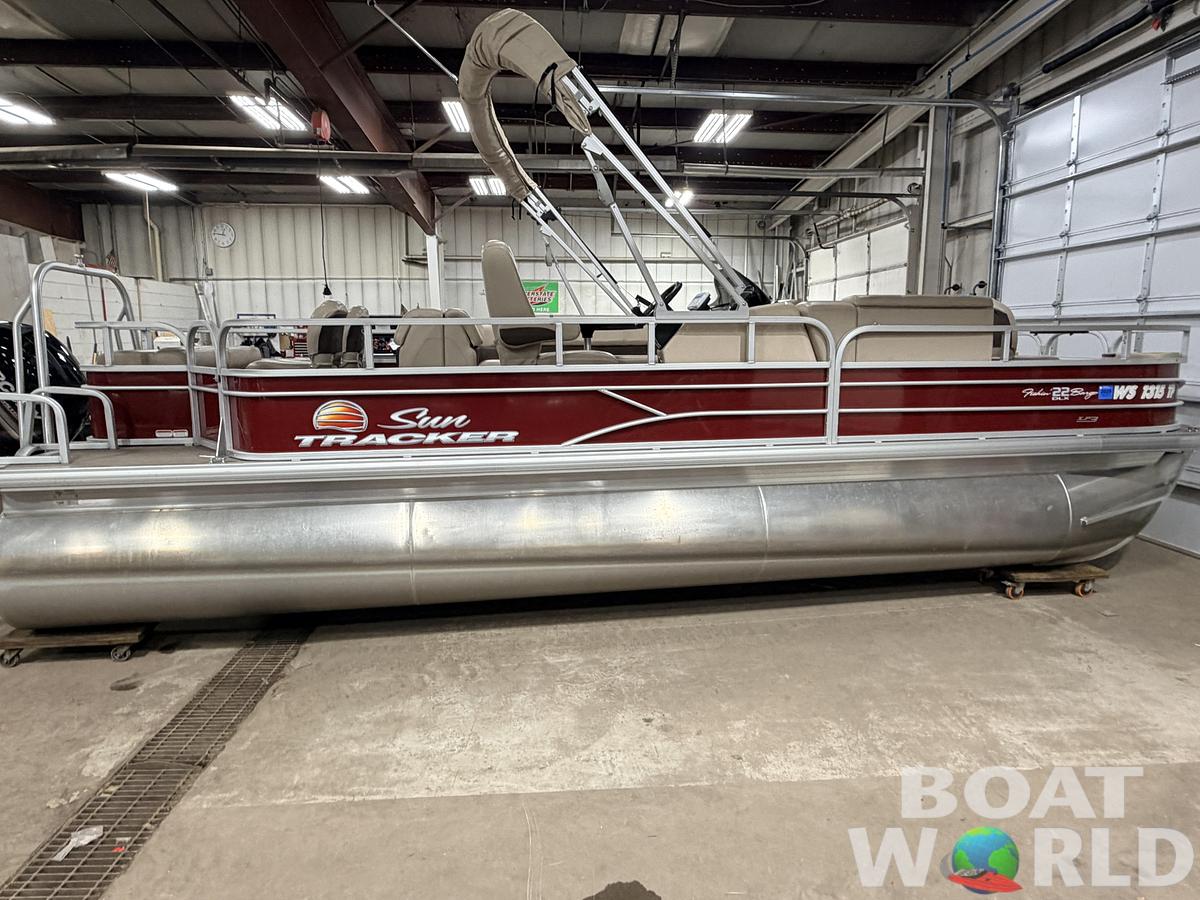 Used 2019 Sun Tracker  Fishin Barge 22 DLX XP3 Tritoon & 150HP Mercury 4Stroke - $39,995