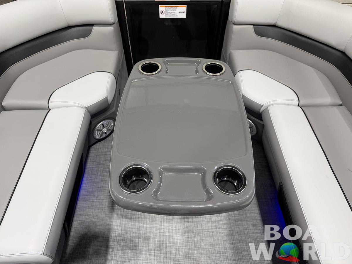 2027 Princecraft Vectra 21 Quad Lounge Pontoon $36995