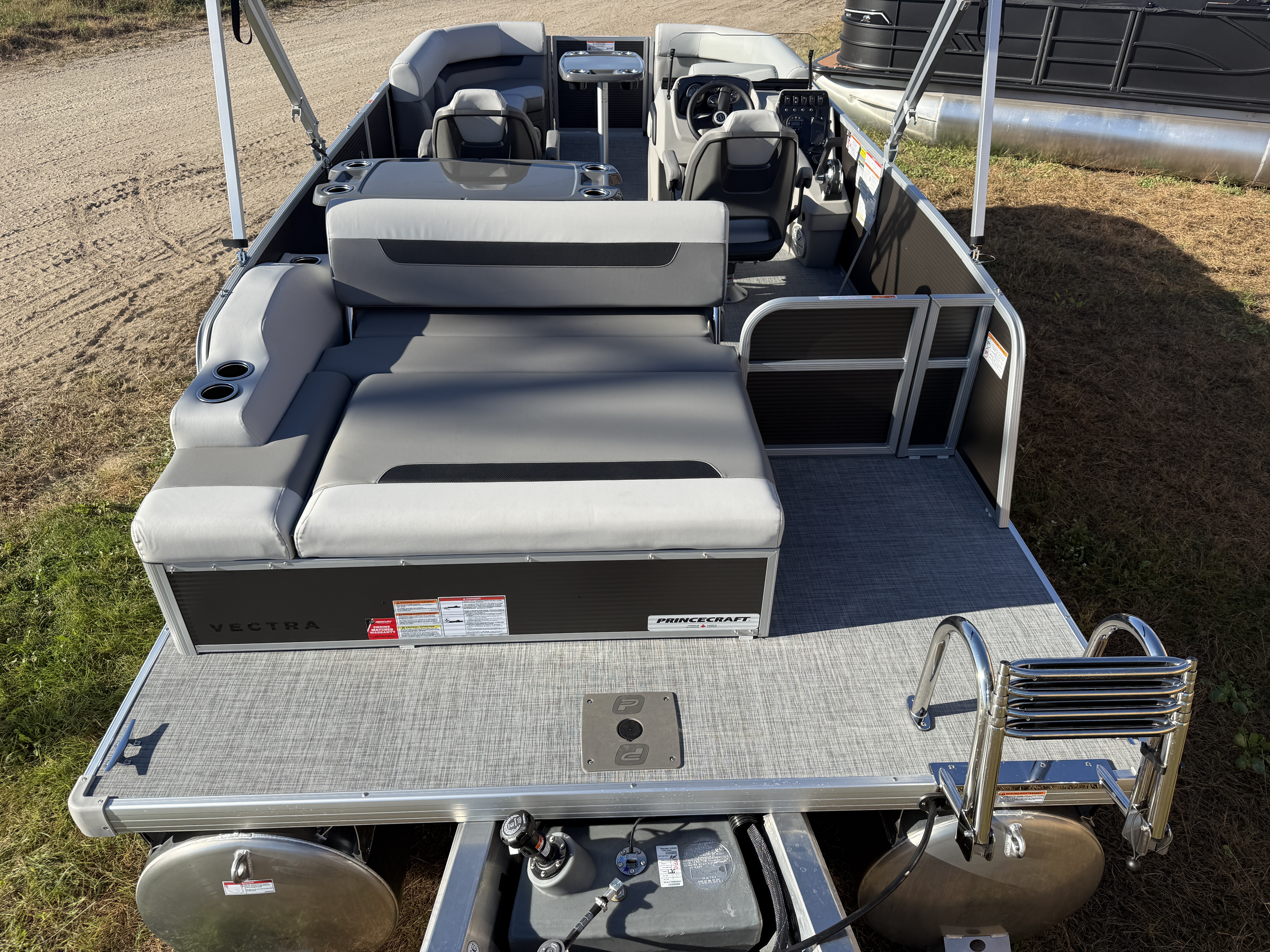 2026 Princecraft Vectra 21 RL Swingback SS Pontoon 