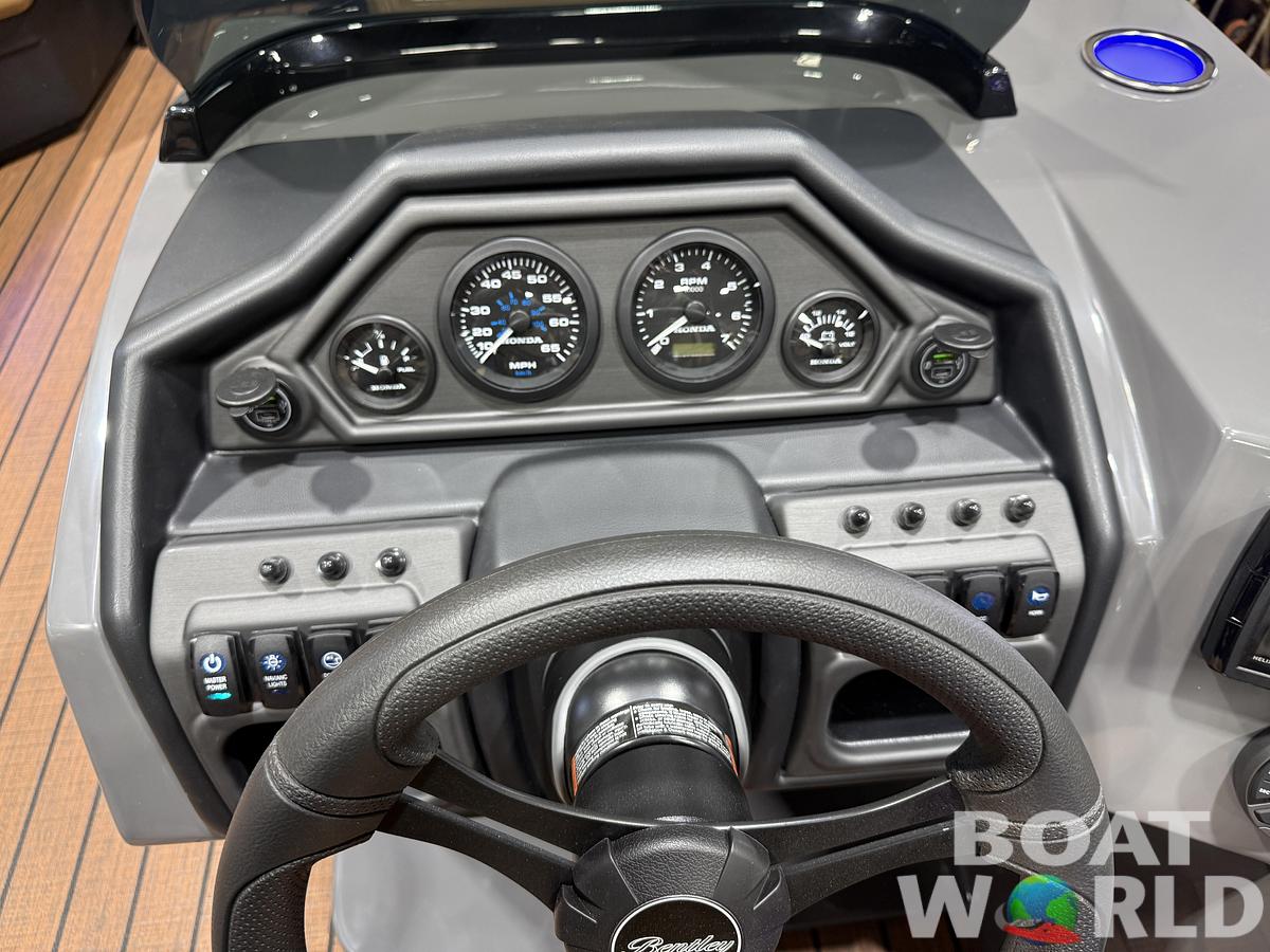 2027 Bentley Legacy 220 Swingback Pontoon & 4-Stroke Outboard $44995