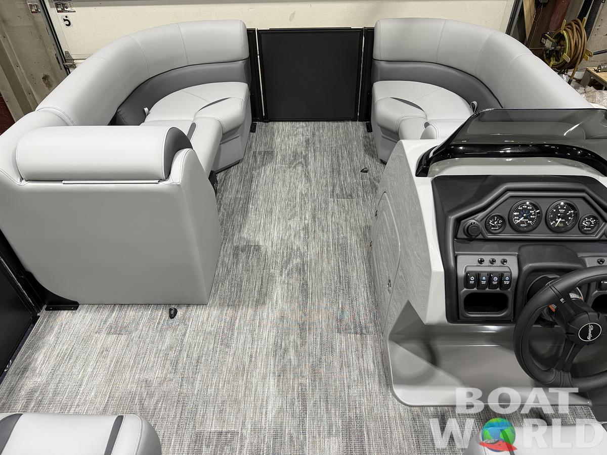 2026 Bentley Legacy 200 Navigator Quad Lounge Pontoon $34995