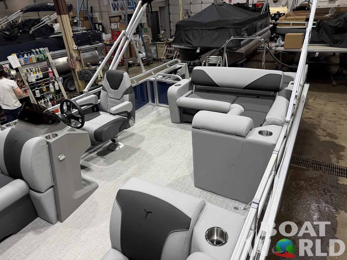 2026 Tahoe Sport VRB 2385 Swingback & 4-Stroke $34995