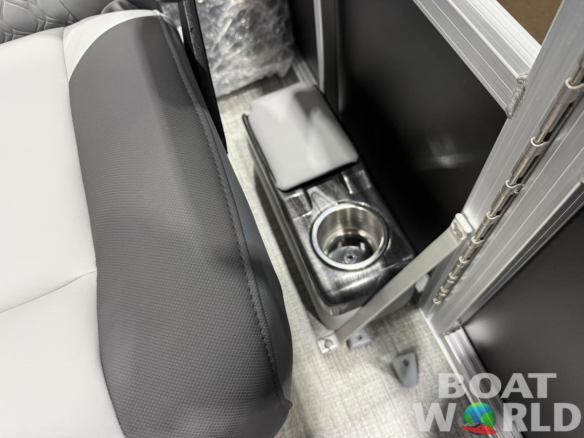 2026 Tahoe Pontoons Sport 2180 Quad Lounge