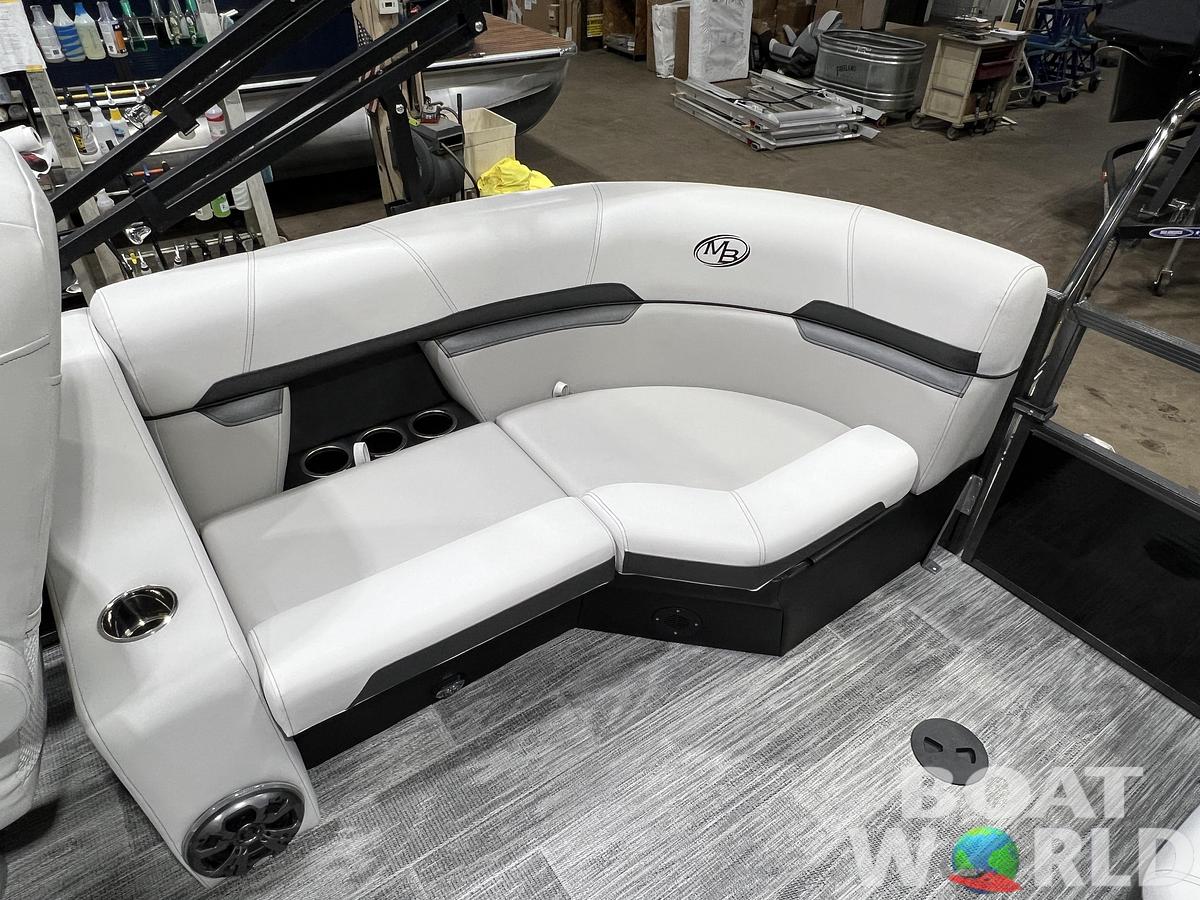 2026 Montego Bay 8522 BR DL Quad Lounger & Honda 4-Stroke $39995