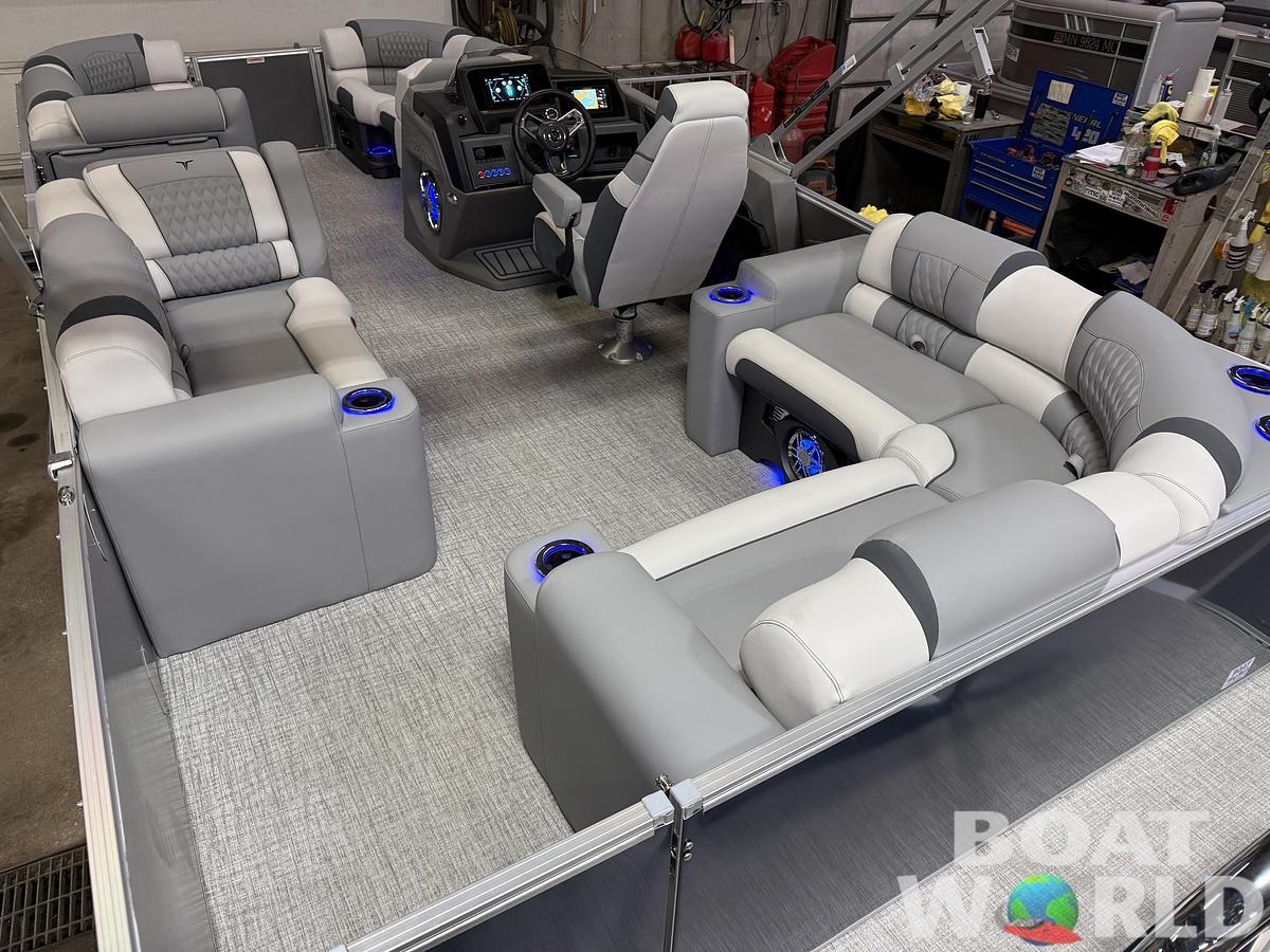 2025 Tahoe Pontoons Cascade 2385 Elite Cruise Tritoon & Honda 4-Stroke EFI