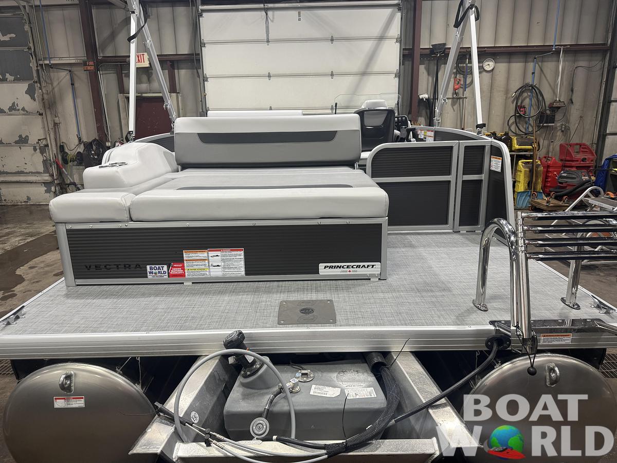 2026 Princecraft Vectra 23 RL Dinette Swingback Pontoon