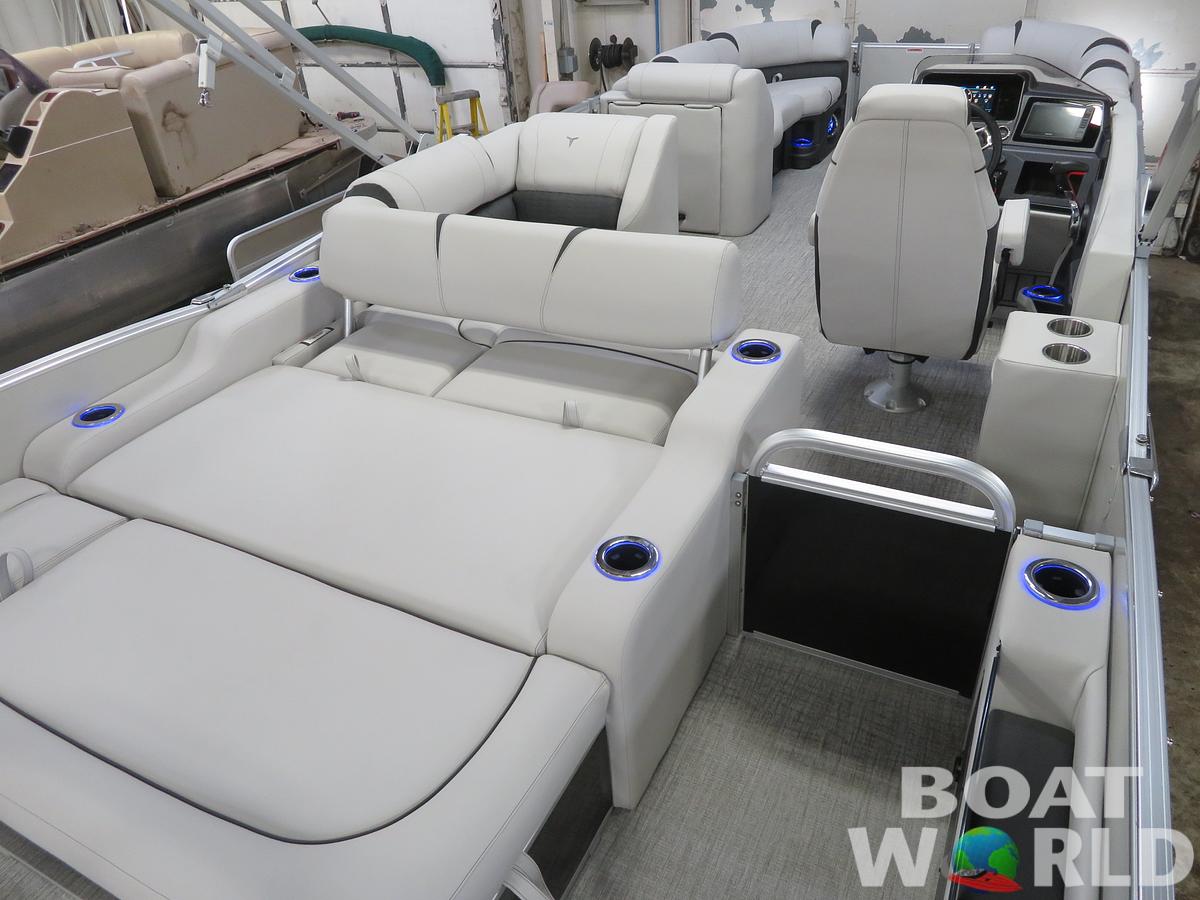 2024 Tahoe Pontoons Cascade 2385 Swingback (VRB) & Honda 115HP 4-Stroke EFI