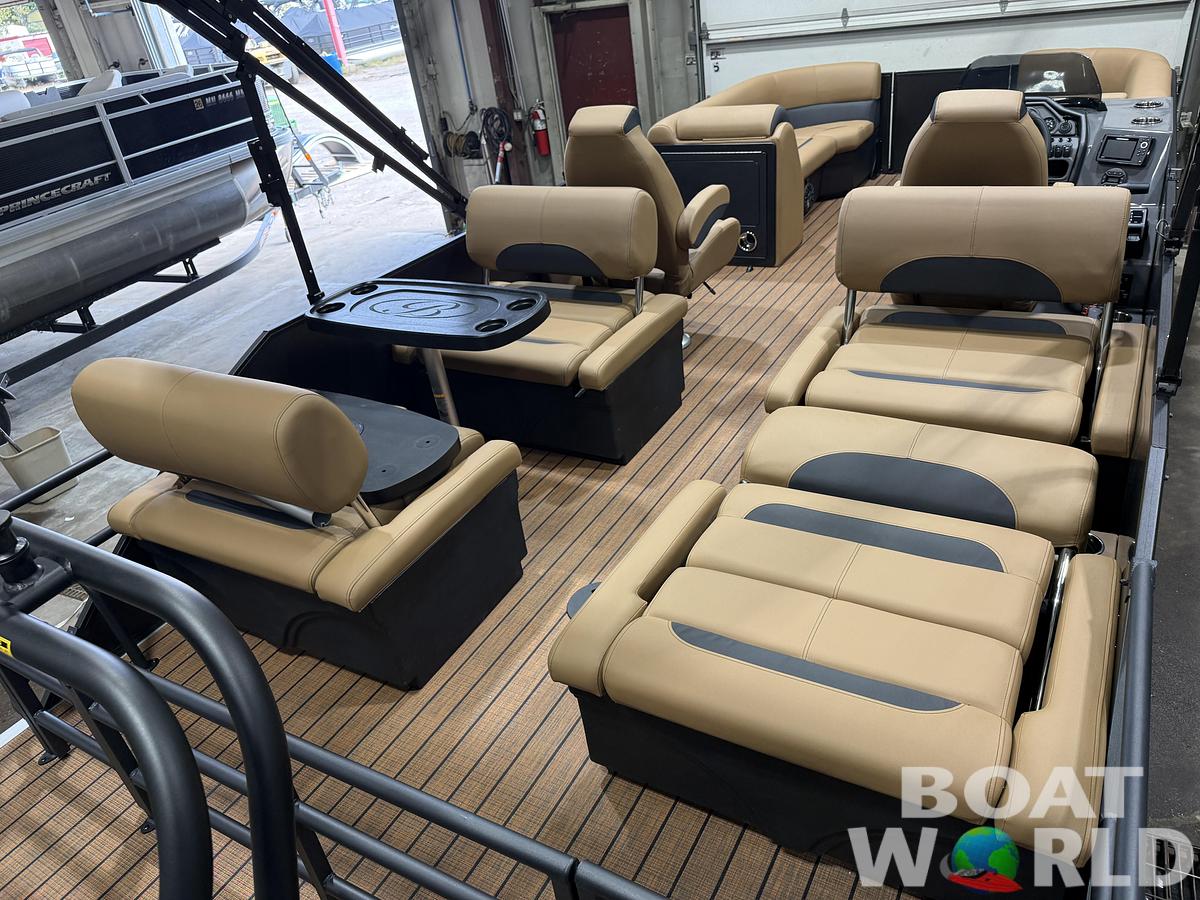 2027 Bentley Legacy 220 QSB Swingback $46995