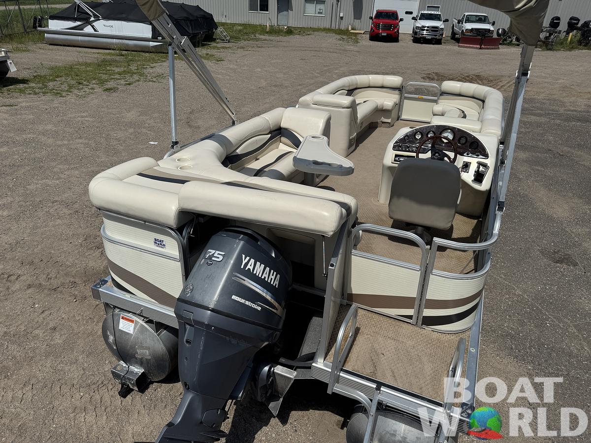 Used 2004 Bennington 2250 RL