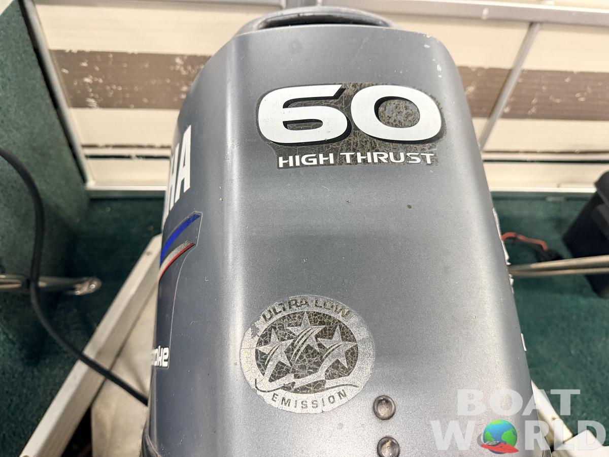 Used 2004 Premier 210 SunSation & 60HP Yamaha 4Stroke - $12,995