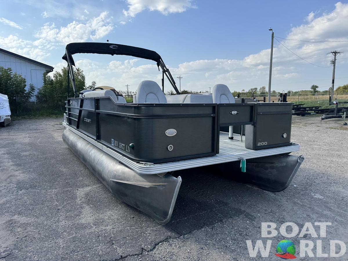 Used 2017 Crest  200 Pontoon with 115HP Yamaha Fourstroke EFI