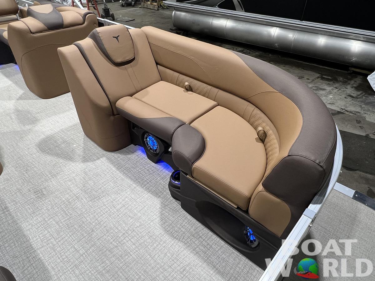 2026 Tahoe Pontoons LTZ 2385 Swingback (VRB) Tritoon