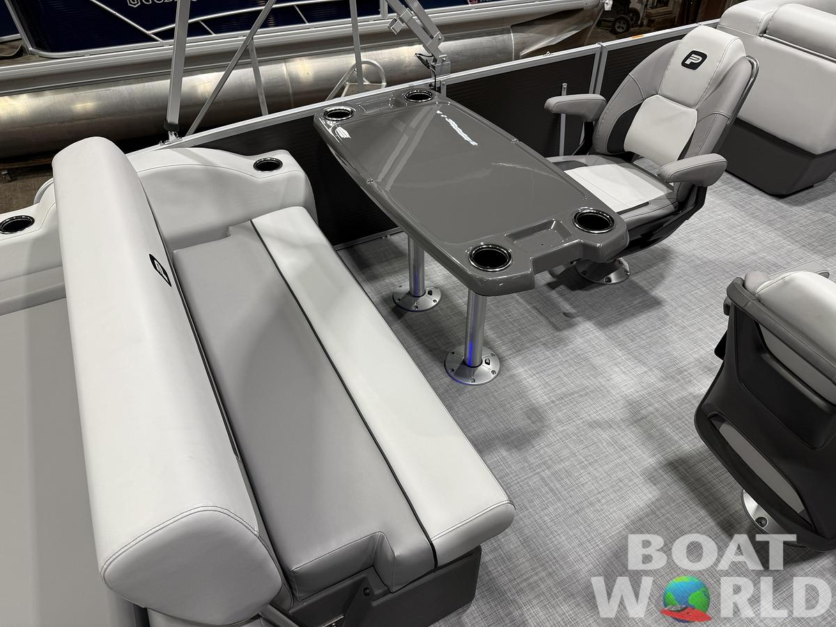 2026 Princecraft Vectra 23 RL SS Swingback Pontoon