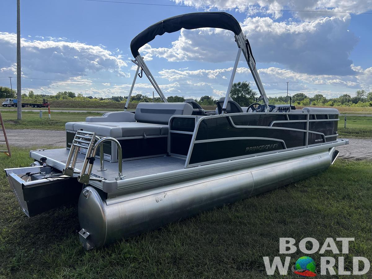 2026 Princecraft Vectra 23 RL SS Swingback Pontoon & Mercury 4-Stroke EFI